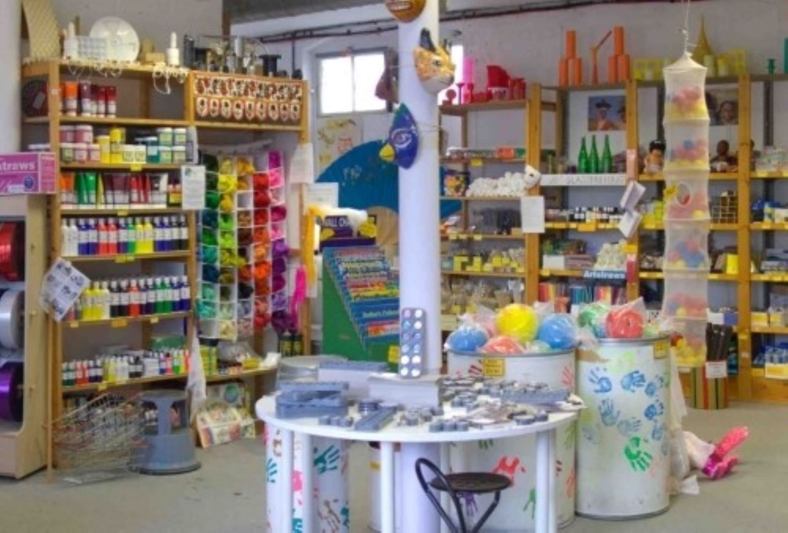 Art Supplies Shop